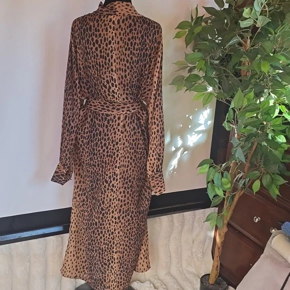 Good American Animal Print Robe - Picture 3 of 4